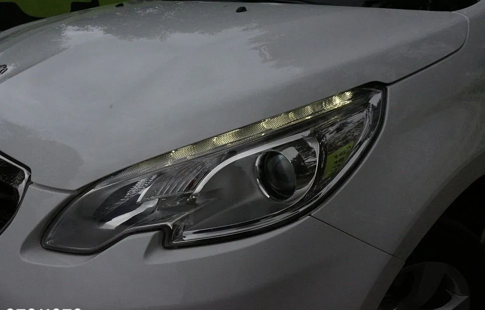Peugeot 2008 cena 38900 przebieg: 88000, rok produkcji 2014 z Brzeziny małe 466